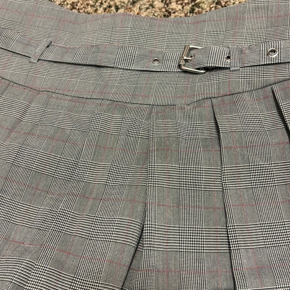 Plaid mini skirt - Picture 2 of 5